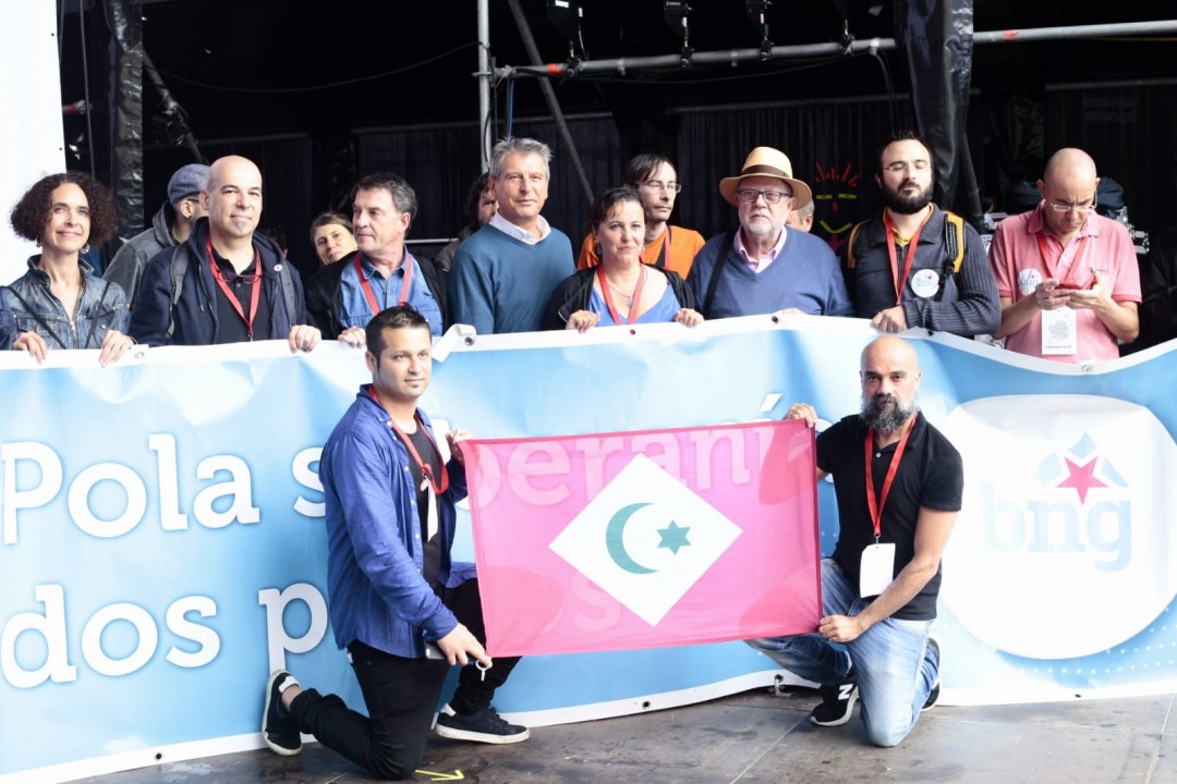 La diputada menorquinista Patrícia Font, en la manifestació per la sobiranía dels pobles