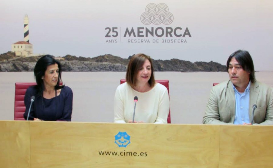 Joana Català, Maite Salord i Isaac Olives